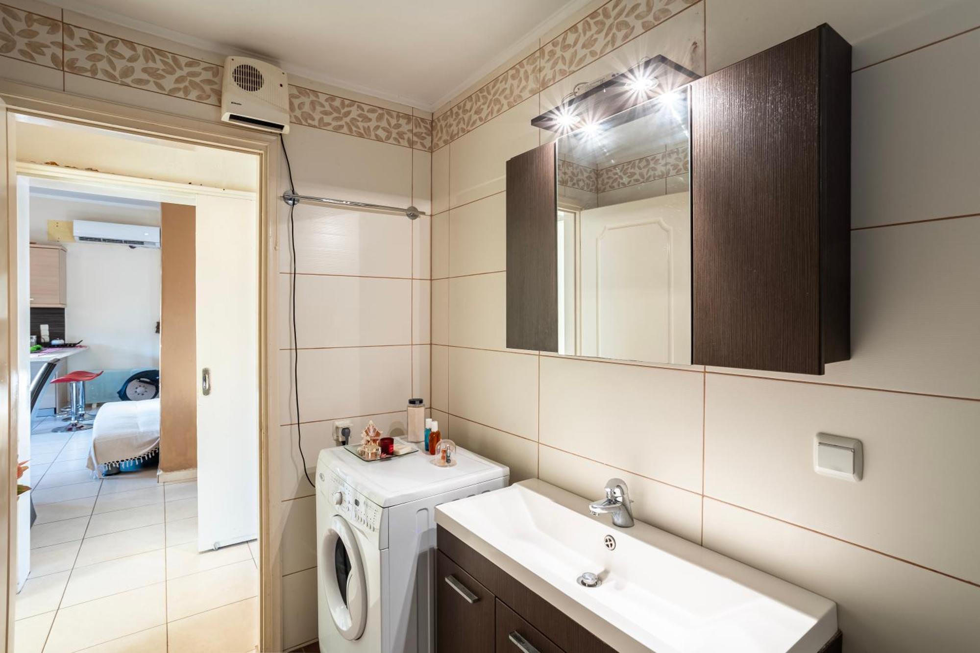 Kalamata'S Sunny Retreat Near The Historic Center Exterior photo